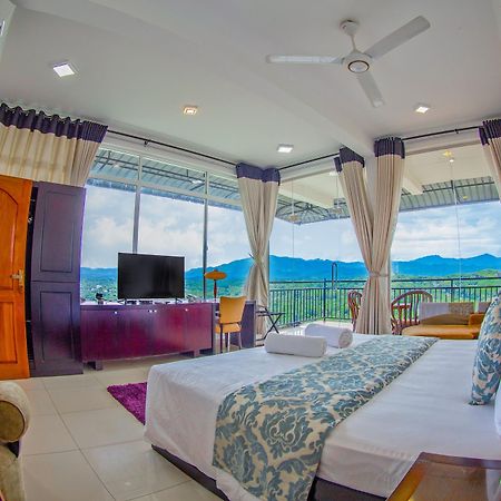Romance Hills Hotel แคนดี้ ภายนอก รูปภาพ