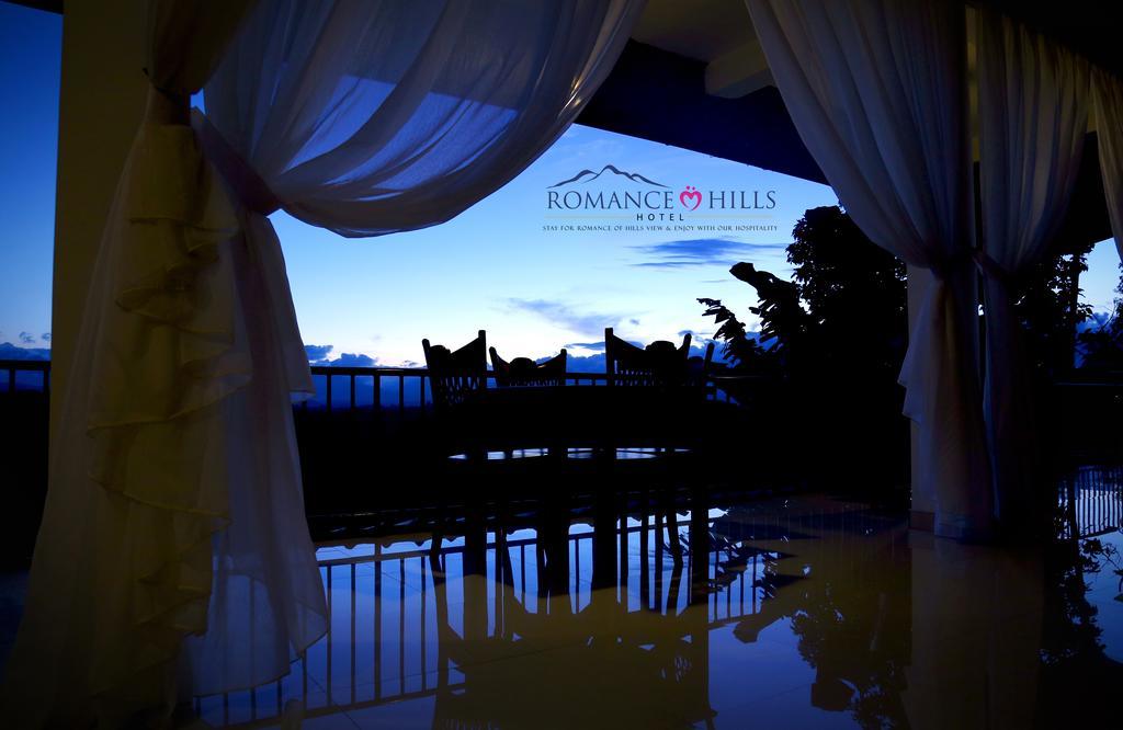 Romance Hills Hotel แคนดี้ ภายนอก รูปภาพ